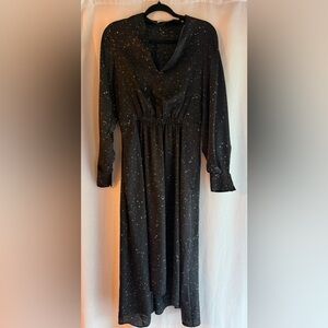 Vince Constellation V Neck Dress Women’s Small Black Satin Sage Cream Print